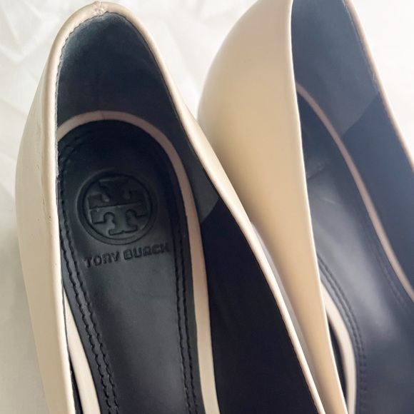 Tory Burch Leather Heeled Loafers Cream Size 8M - Picture 4 of 8